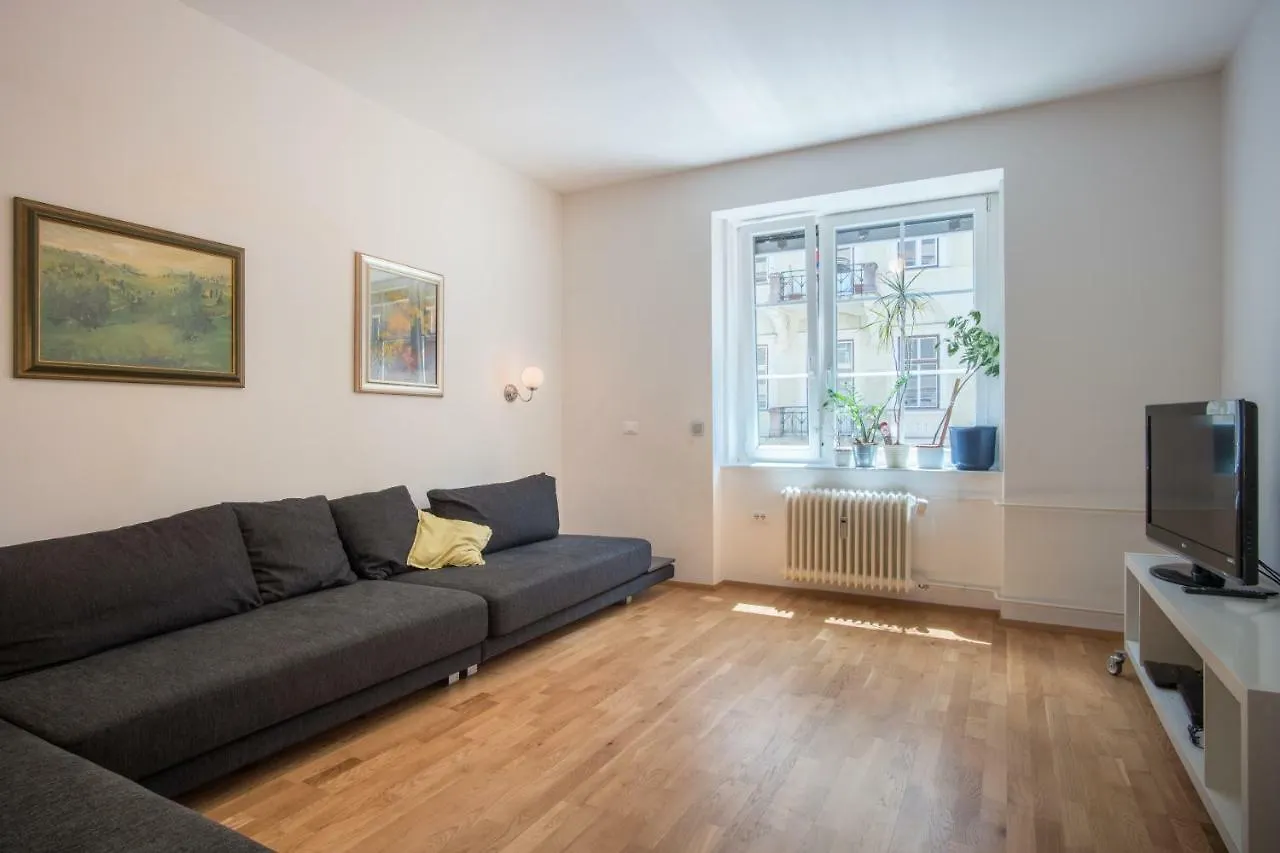 Luxury Central Apartment Ljubljana